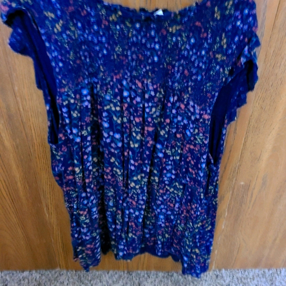 Ruffle shoulder, high neck, floral tank